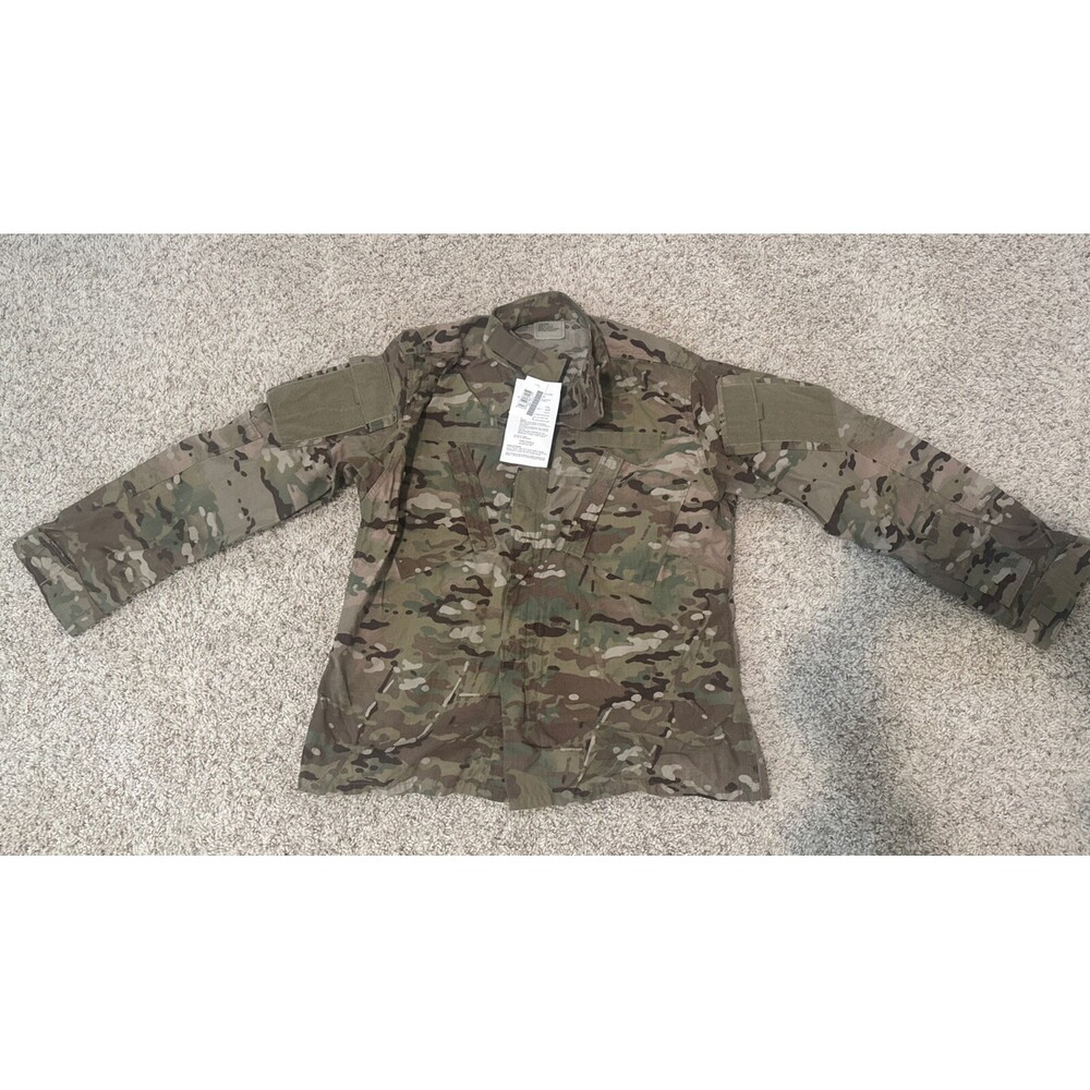 US Military Army ACU Coat Multicam Pattern Size Large Flame Resistant Hunting